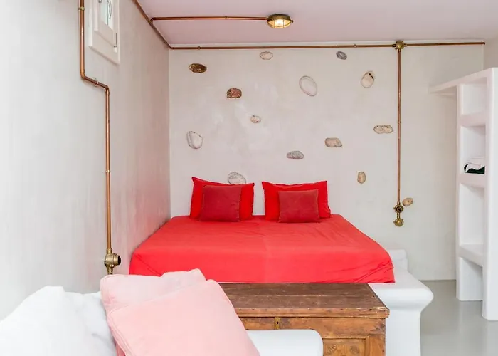 Mousa Μικρή Βίγλα