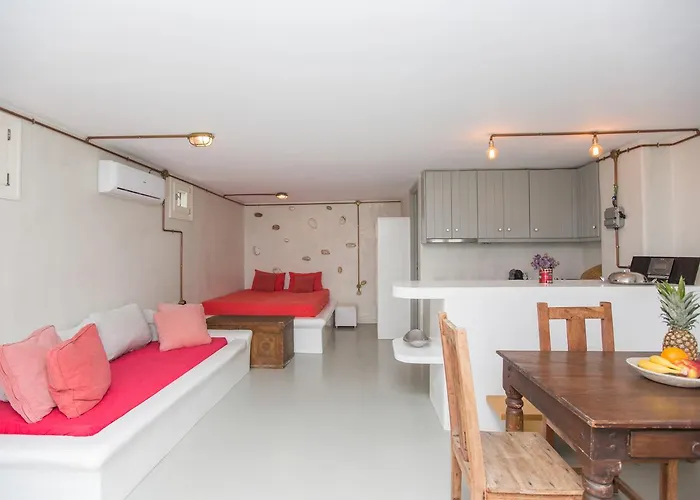 Mousa ミクリ・ヴィグラ